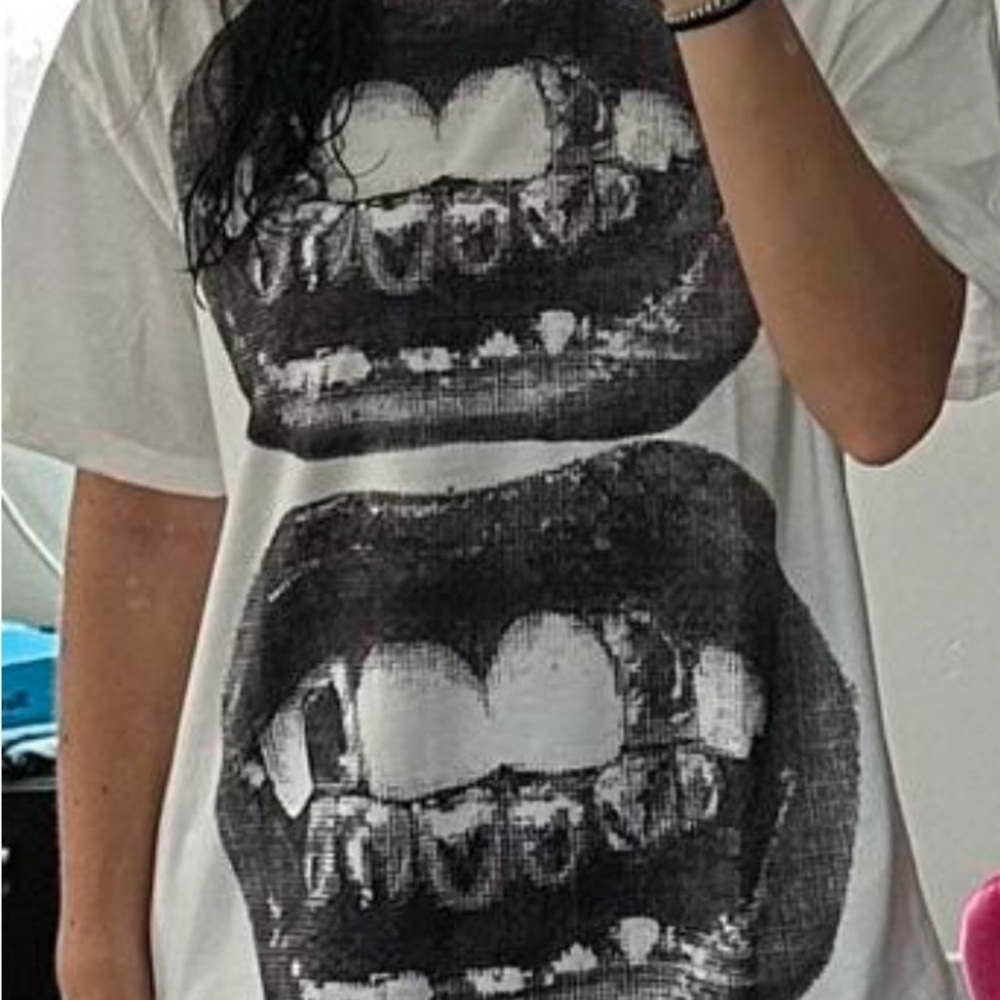 Y2K Graphic Tee shirt in Black and White - Picture 2 of 4